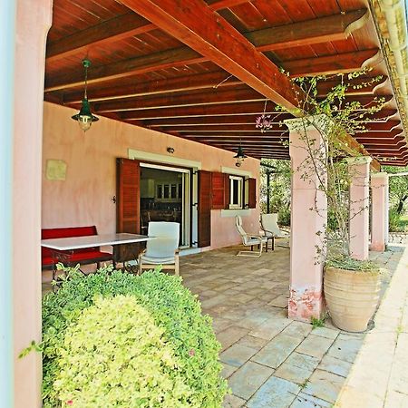 Villa Kleopatra Poulades Экстерьер фото
