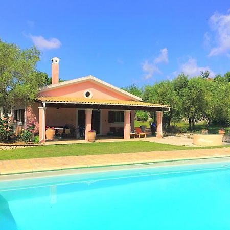 Villa Kleopatra Poulades Экстерьер фото