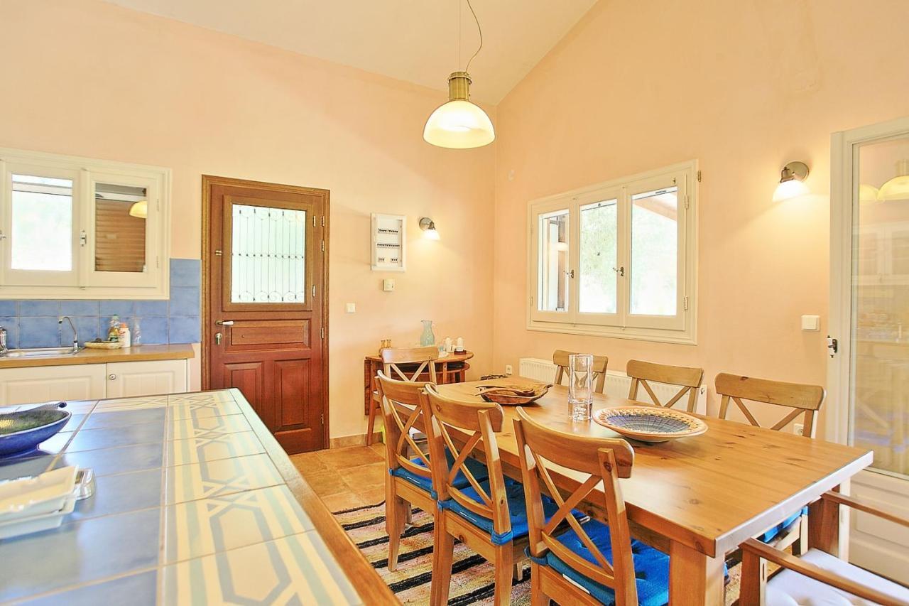 Villa Kleopatra Poulades Экстерьер фото