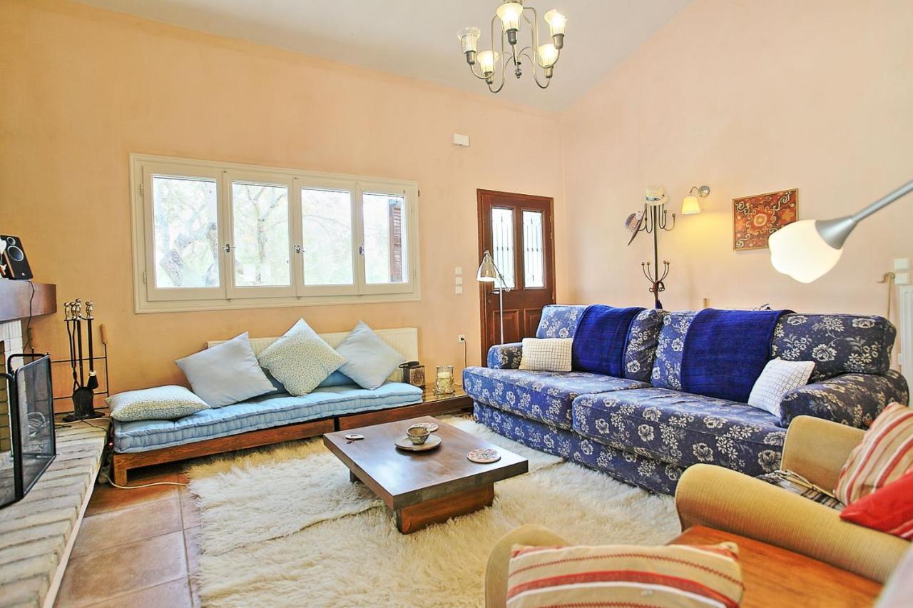 Villa Kleopatra Poulades Экстерьер фото