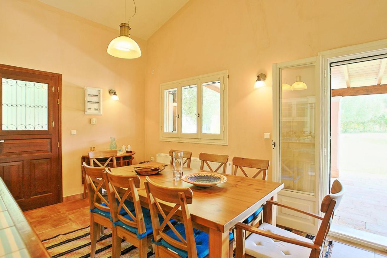 Villa Kleopatra Poulades Экстерьер фото