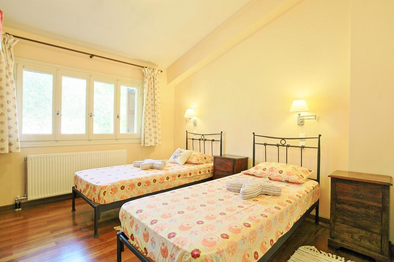 Villa Kleopatra Poulades Экстерьер фото